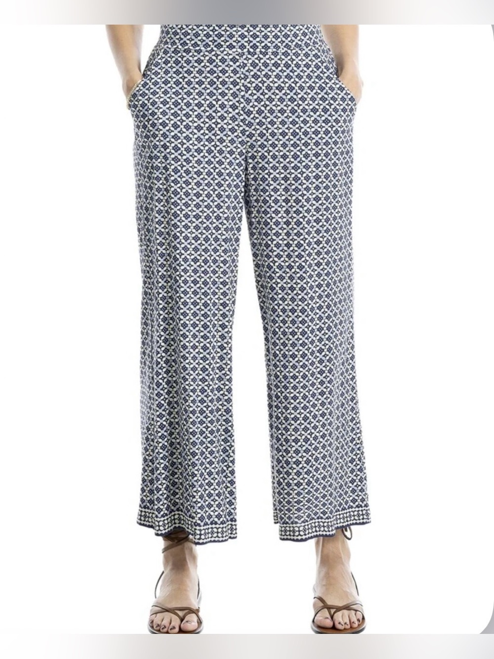 Max Studio Wide-Leg Cropped Geo Print Pants in Blue and White